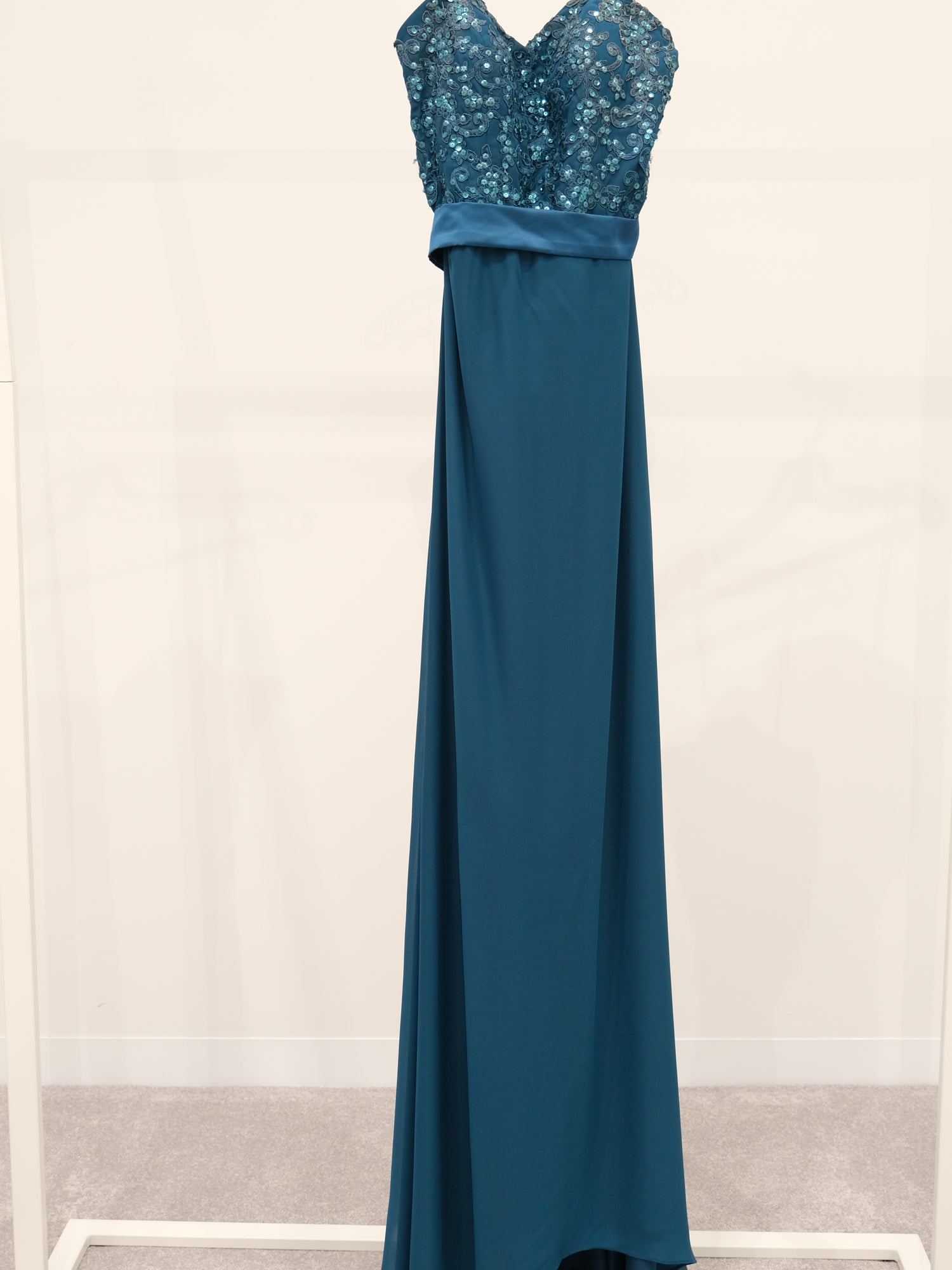 119037 - Winter Teal, Size 14