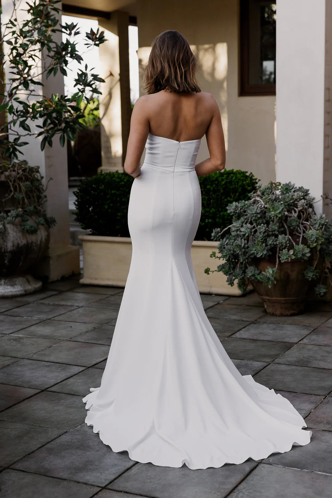 Monique gown Ivory size 8 (Brand new)