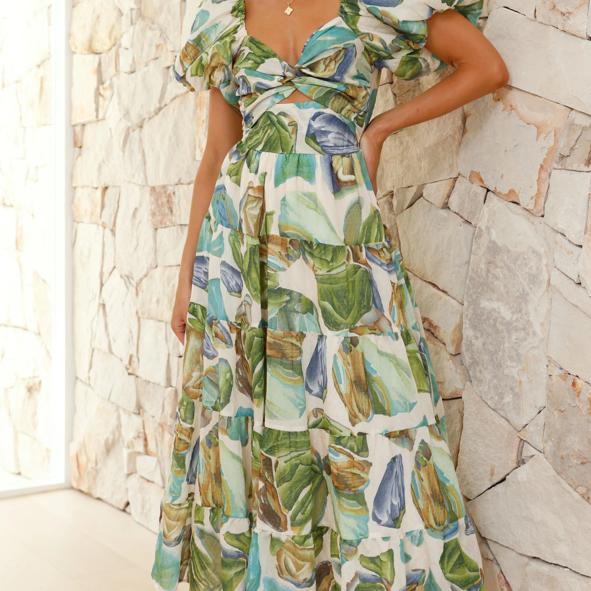 Adella Short Sleeve Green Floral Cocktail Dress – Confetti