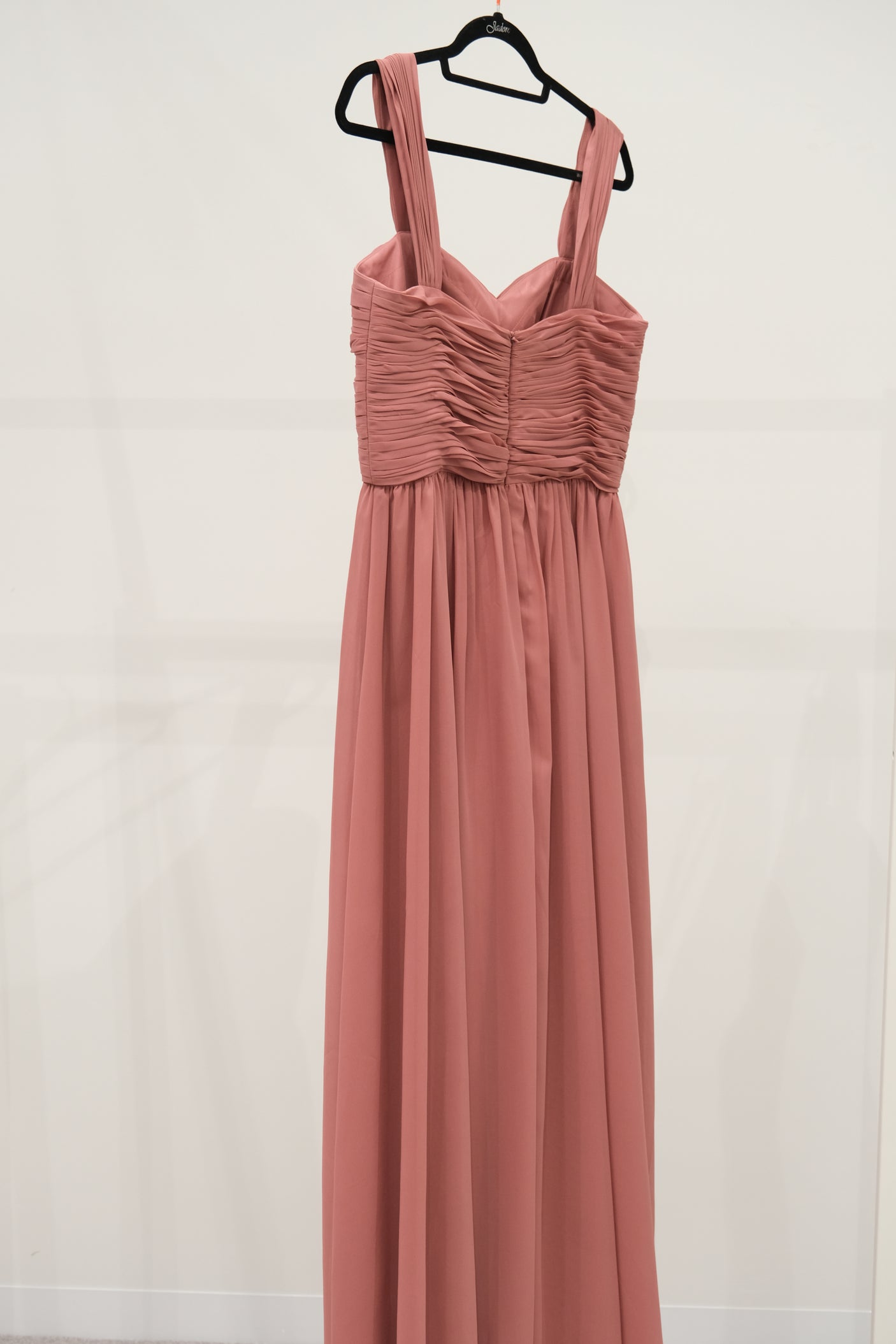 C00103 - Deep pink, size 14