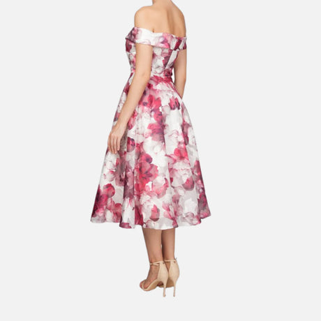 224358 Pink Floral Size 18