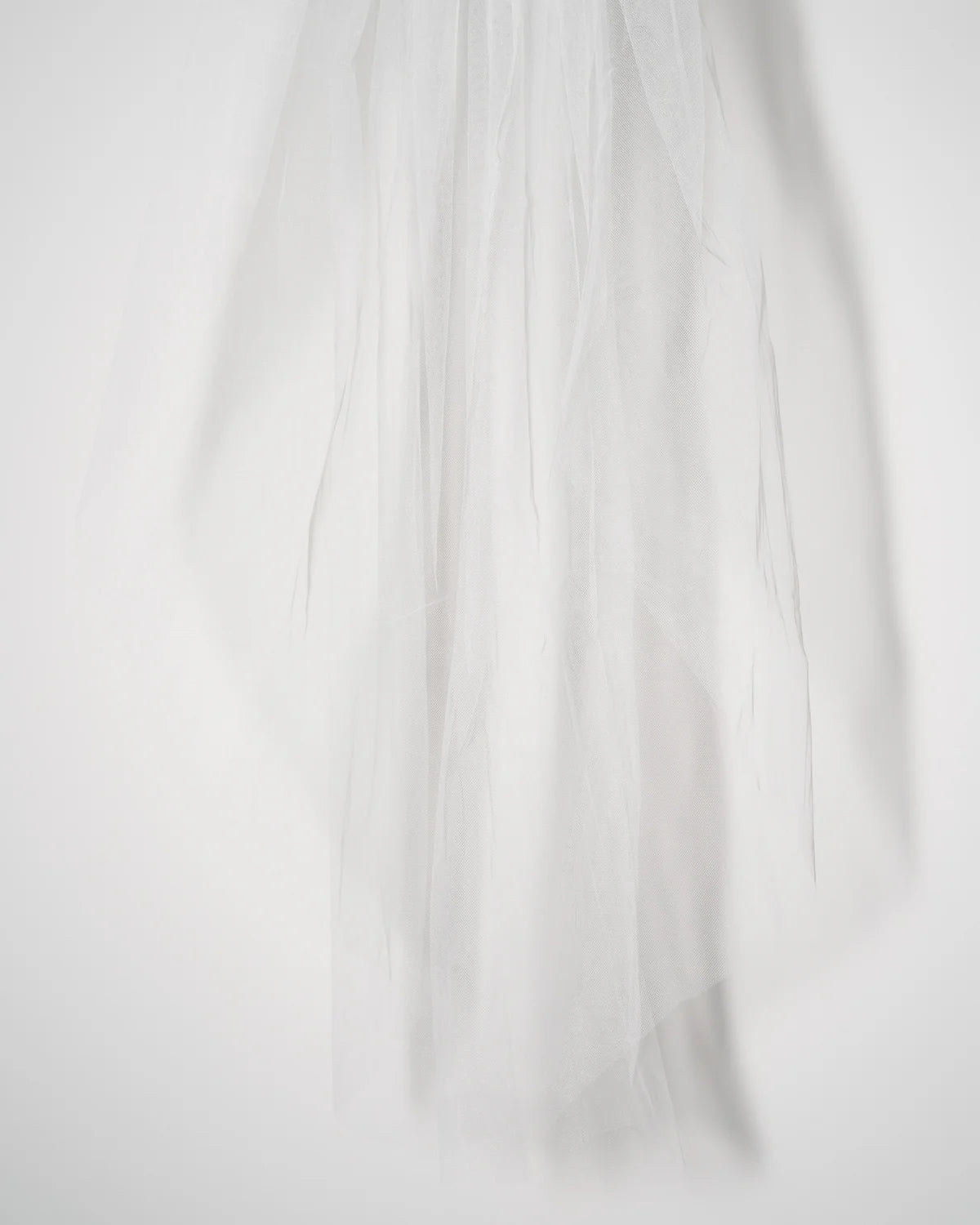 Marley Veil fingertip length single tier (VE-2215-65)