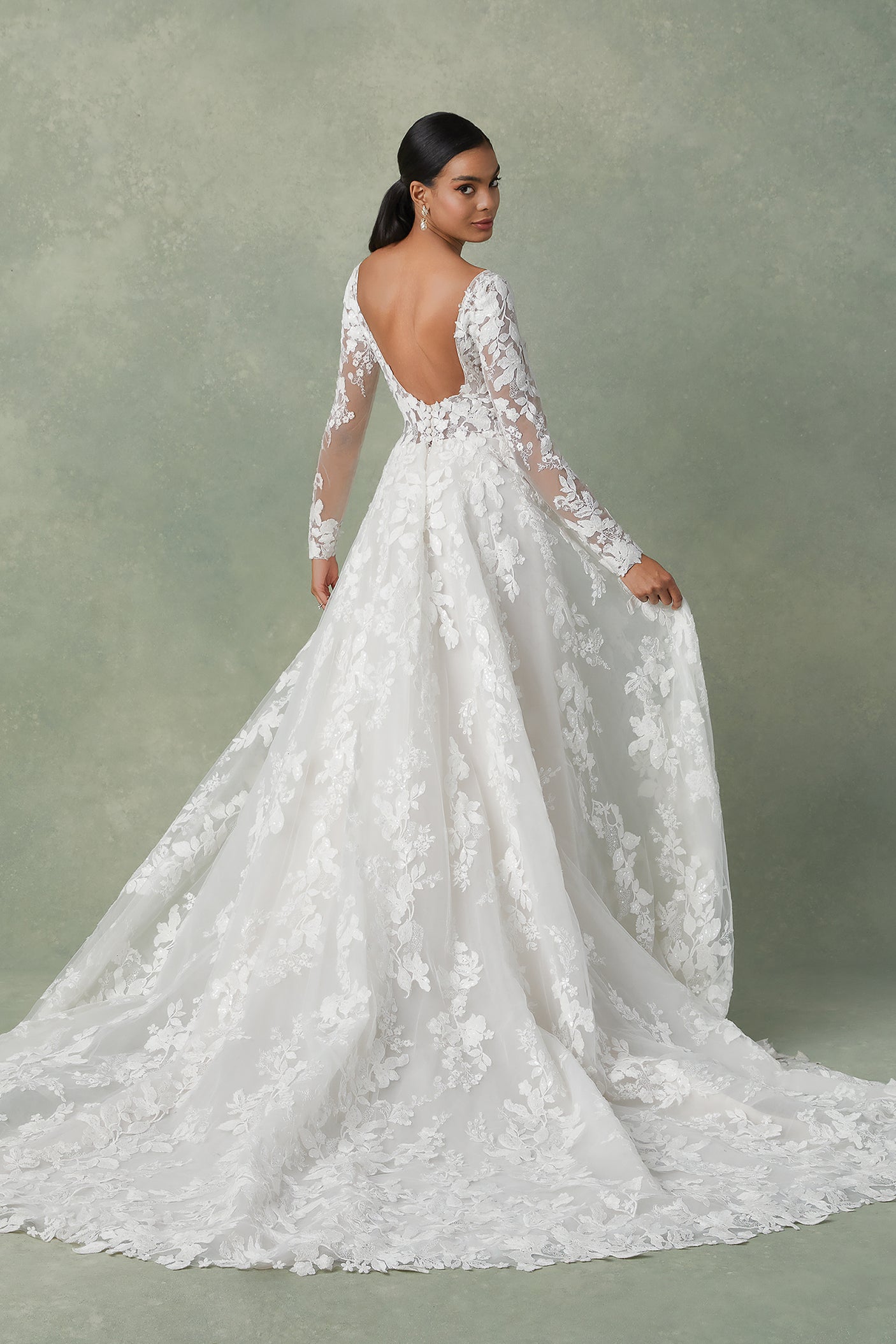 Freesia gown Sand/Ivory/Nude size 18 (Ex sample gown)