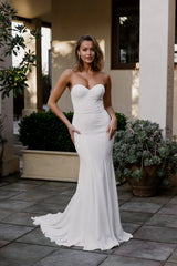 Monique gown Ivory size 8 (Brand new)