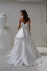Baia gown TC2409 Ivory size 16 (Brand new)