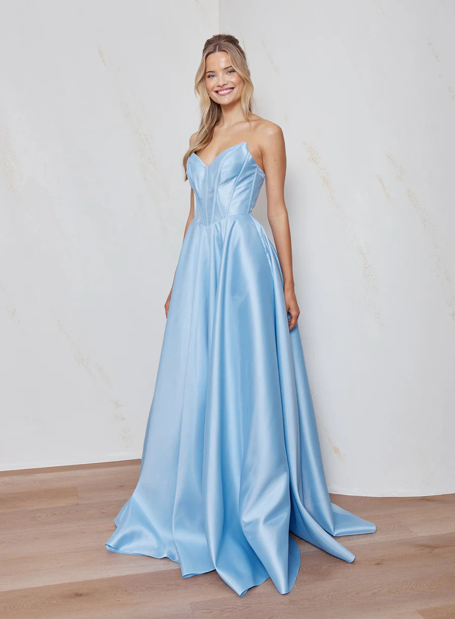 PO2689 Chiara