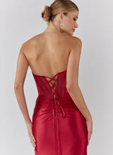 PO2692 Claudia