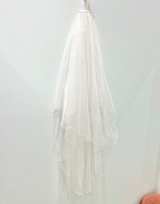 W17 Blush veil, 2 tier.