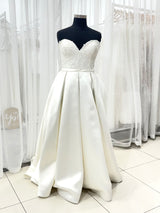 Jane strapless gown size 22