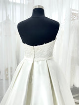 Jane strapless gown size 22