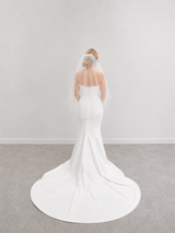 Sana one tier Ivory Veil - Fingertip 45"