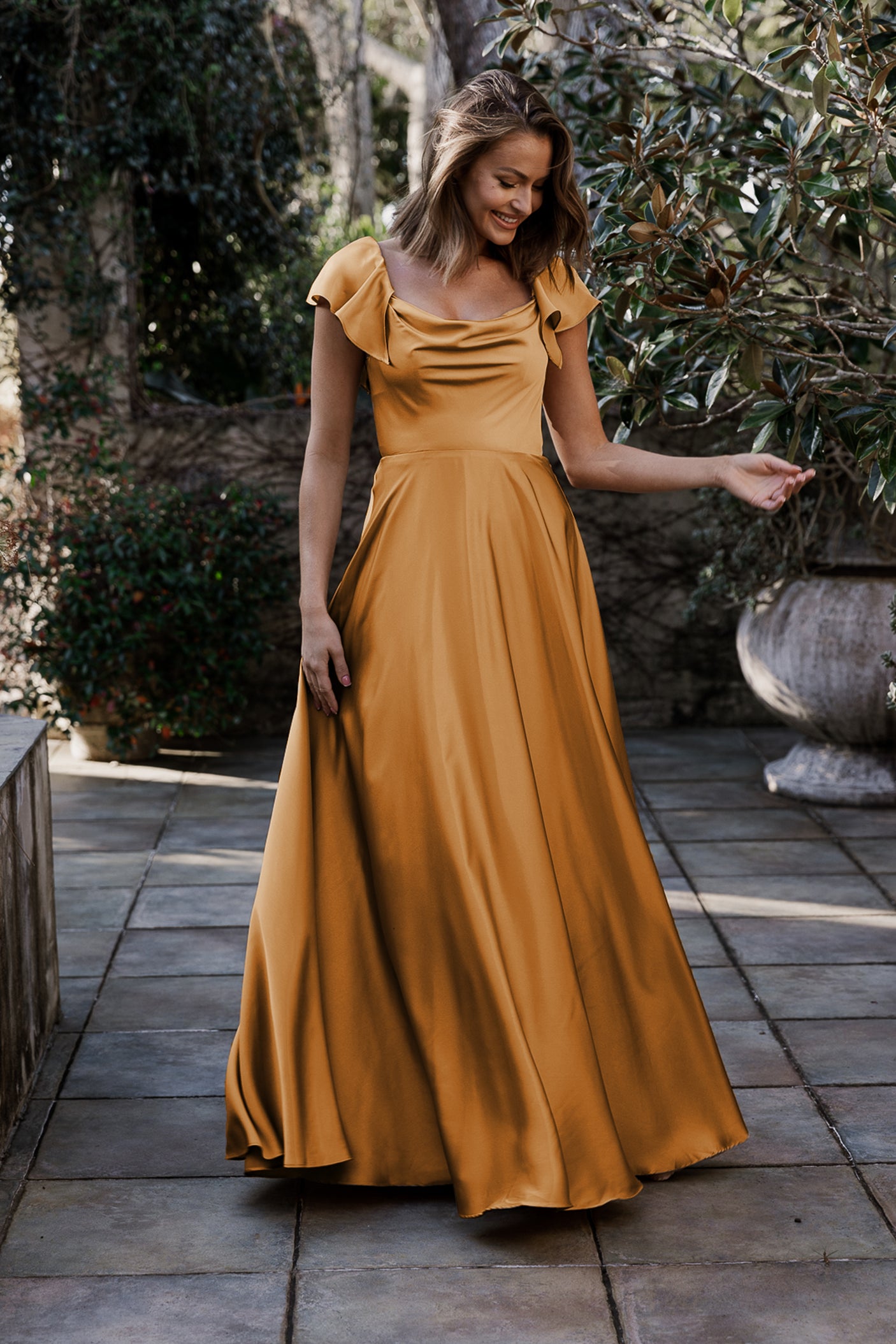 Lisette gown TO892
