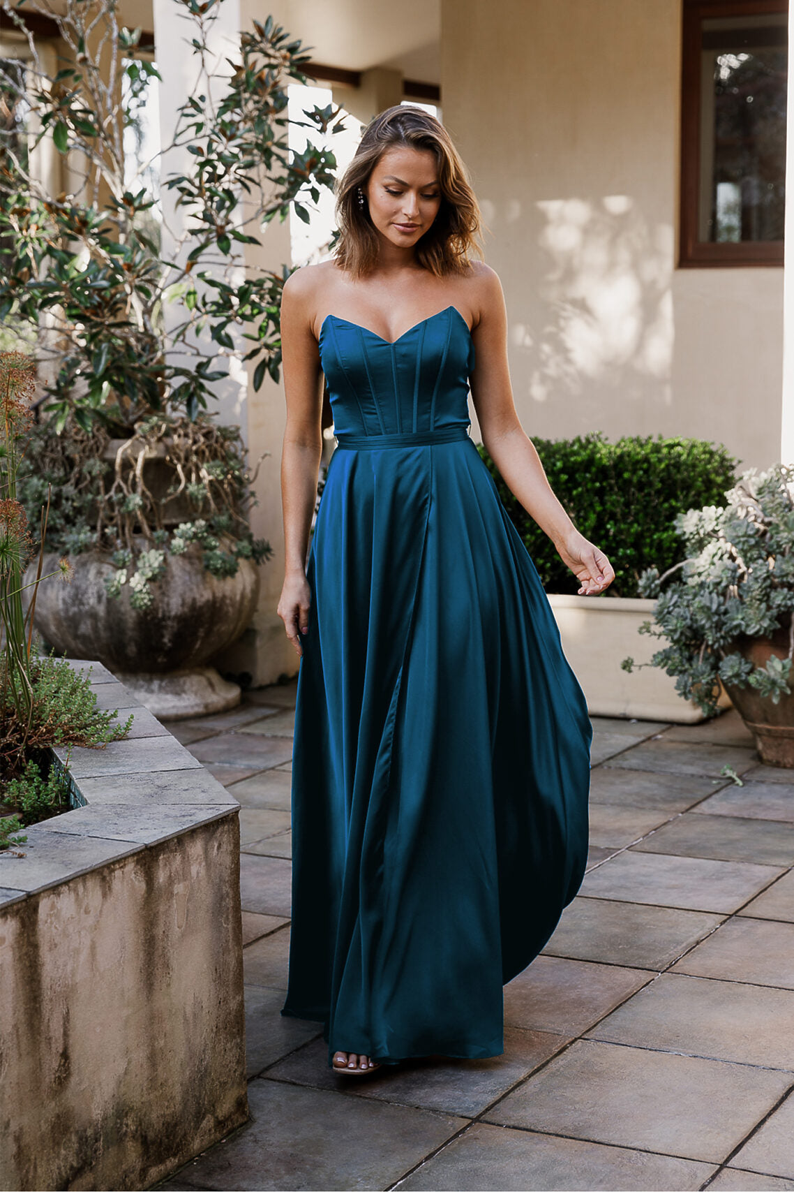 Elyna gown TO893