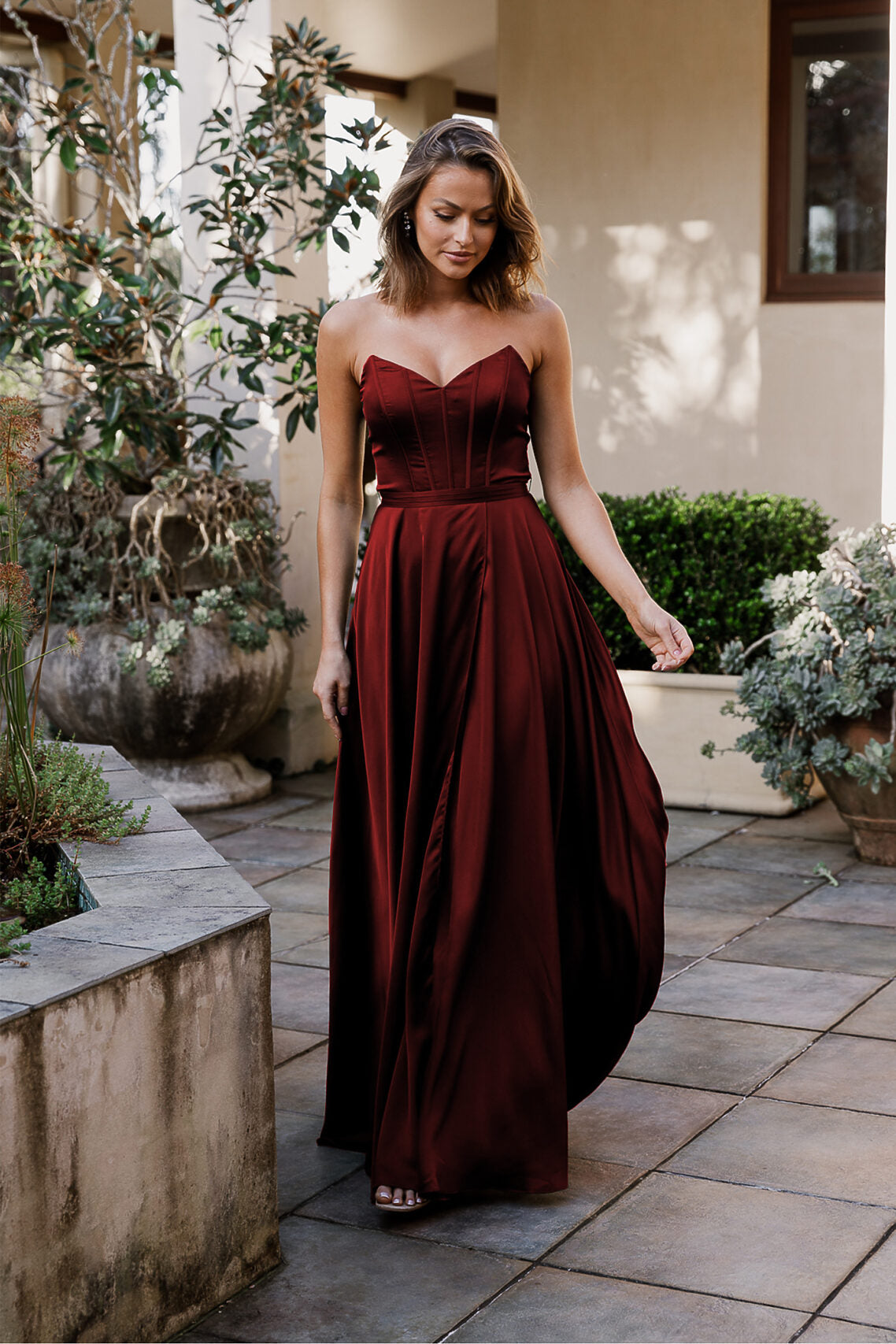 Elyna gown TO893