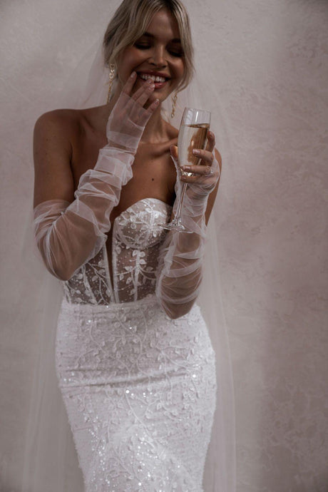 Tulle Gloves