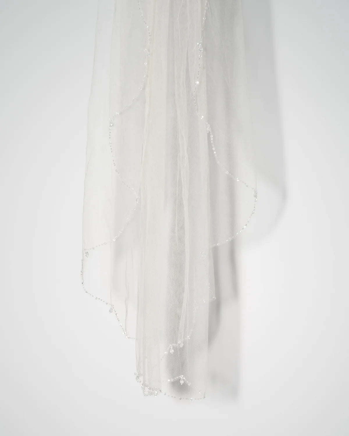 Sana two tier Fingertip veil 45” - Ivory