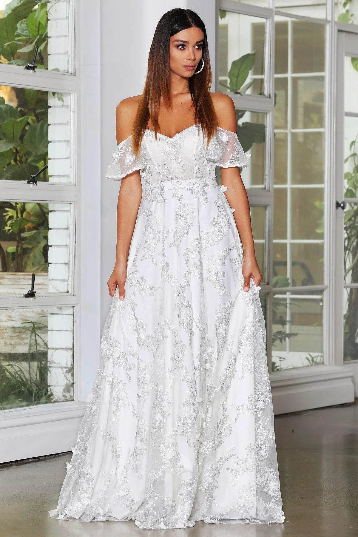 JX4009 - Ivory, size 8