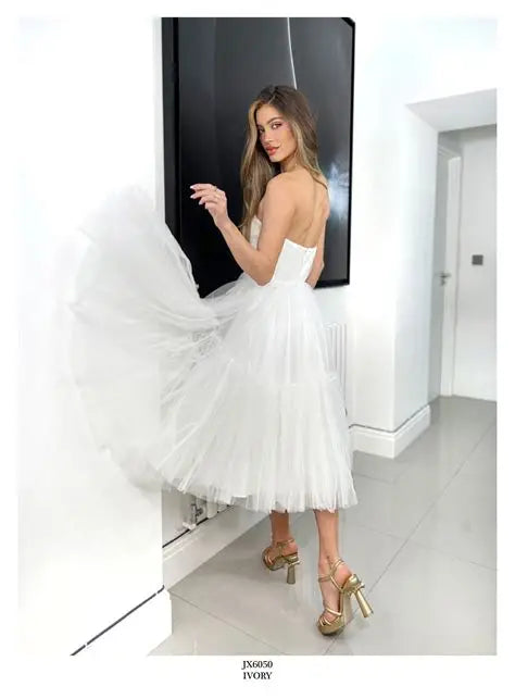 JX6050 gown Ivory size 12 (Ex sample gown)