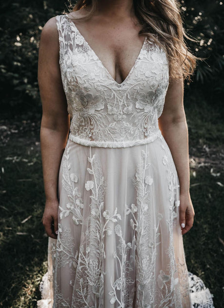 Made With Love 'Nadia' gown - Nude size 24