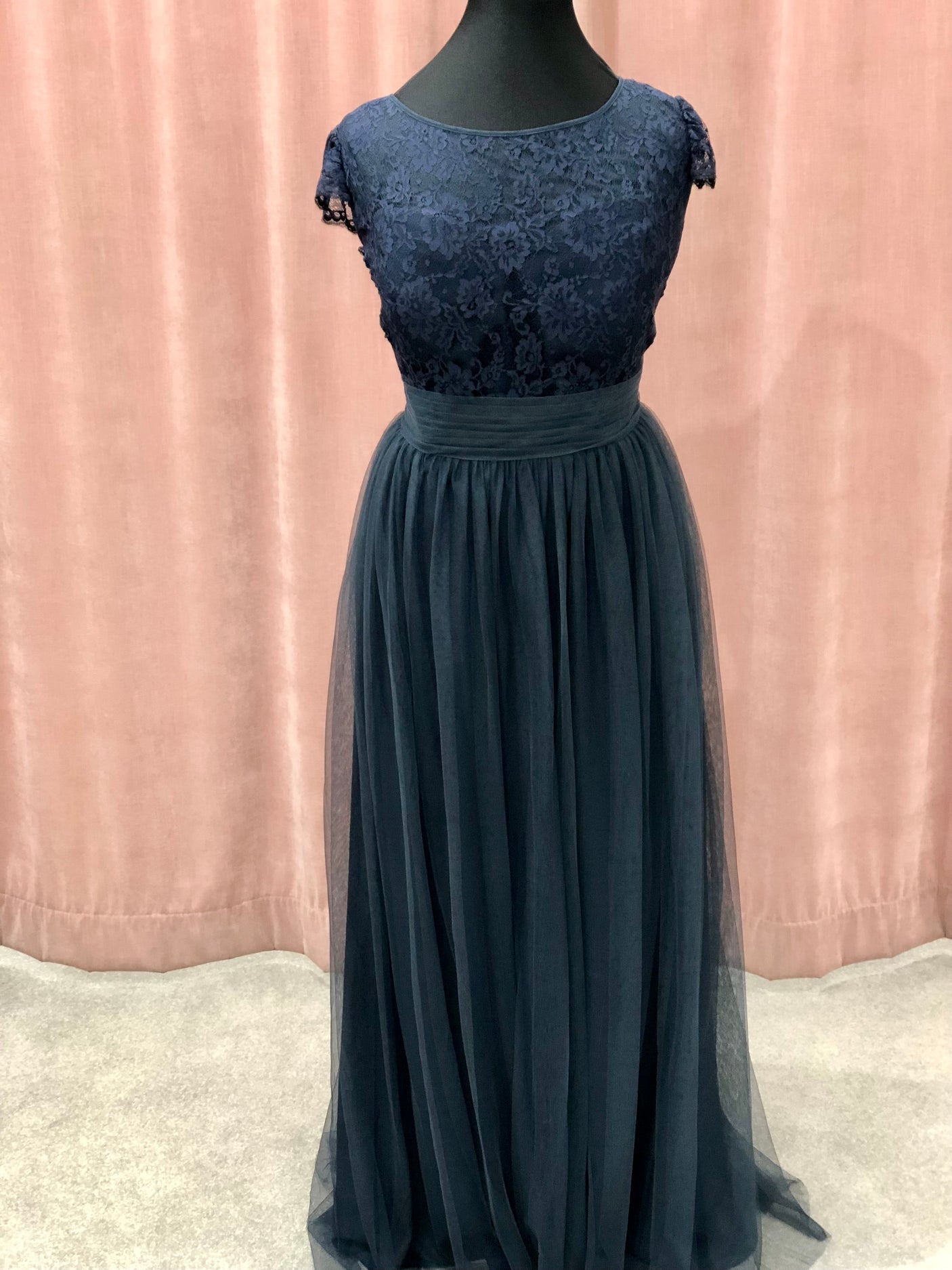 Navy chiffon dress size 24 C0096